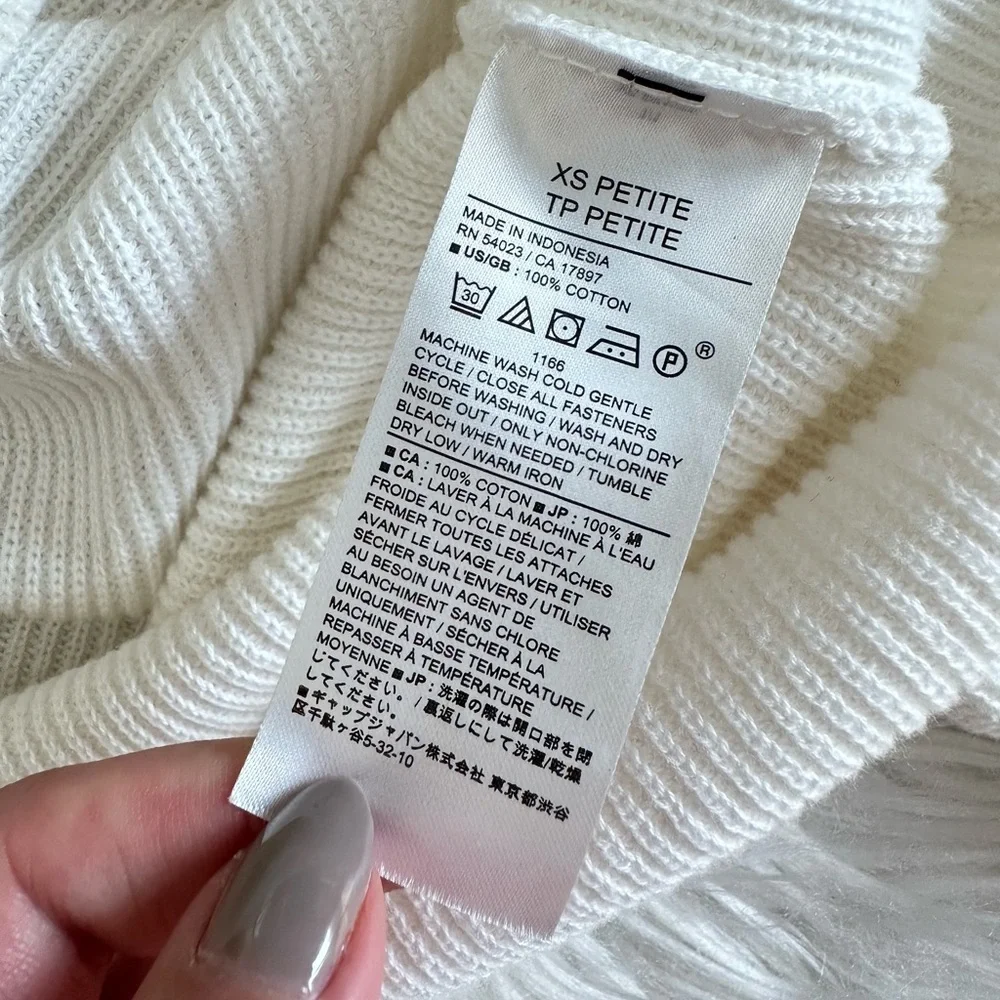 Banana Republic tie back sweater